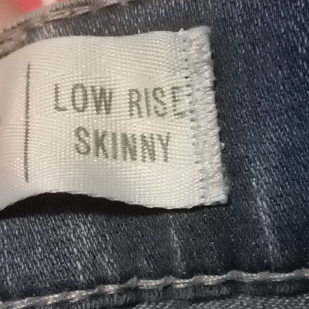 Jeans - Picture 3 of 3